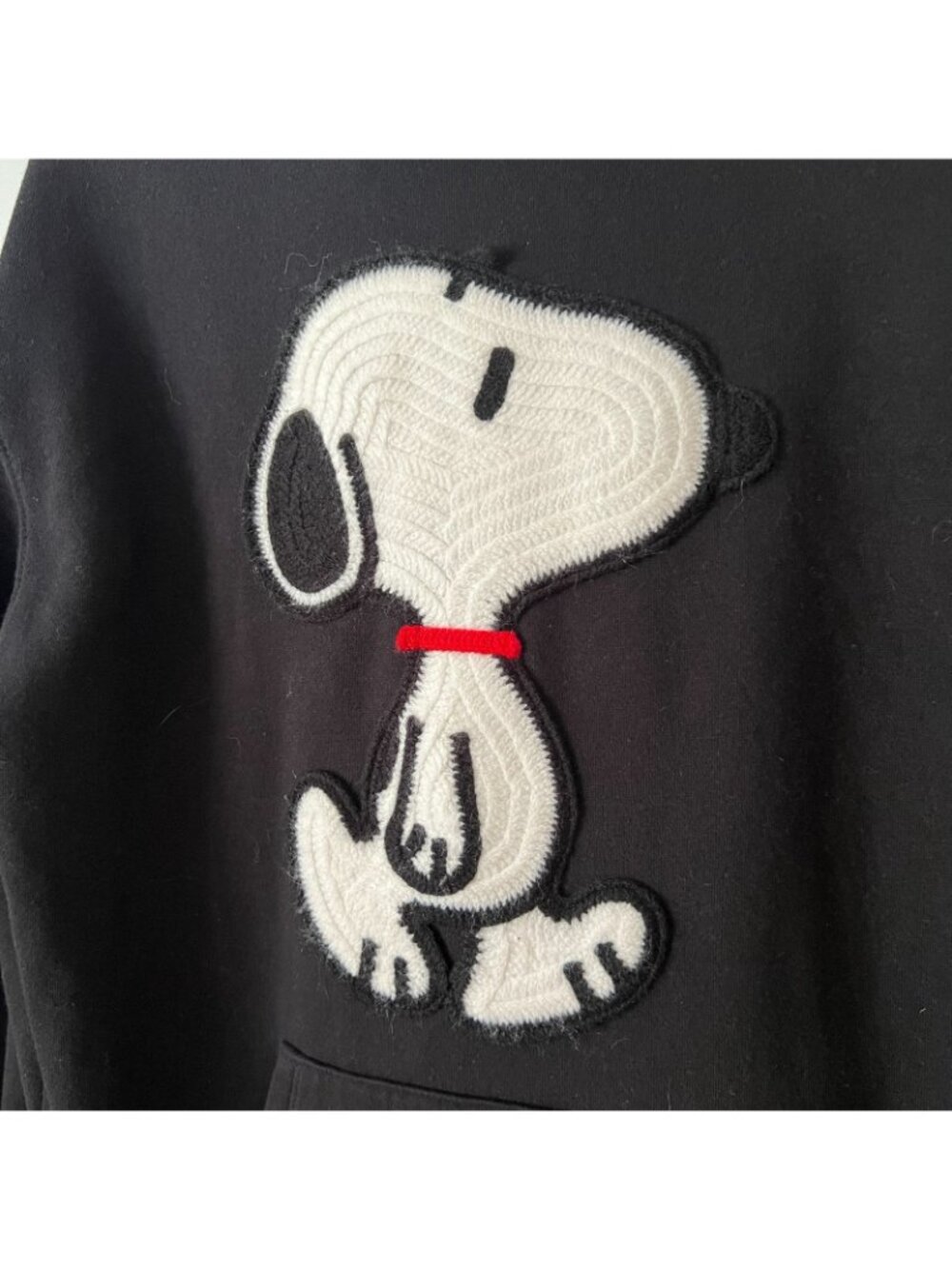 Peanuts Black Embroidered Snoopy Hoodie Sweatshirt Women's Size Small - Picture 3 of 8